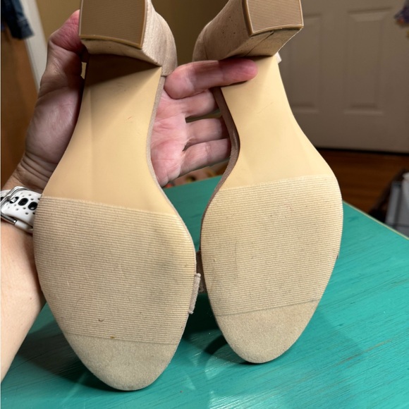 Madden Girl Beella Ankle Strap Faux Leather Chunky Heels Sandal 8 Taupe - Picture 6 of 9